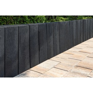 Diephaus Palisade Bree in Anthrazit als Garteneinfassung, Ansicht