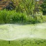 Gardena Versenkregner SD30 im Einsatz: Automatische Rasenbewässerung im Garten.