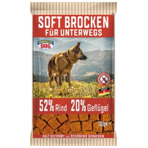 Verpackung Perfecto Dog Soft Brocken für unterwegs, Hunde-Snack mit Rind und Geflügel.