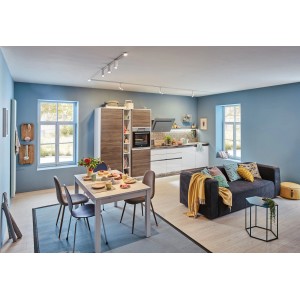 Wohnraum mit URail Schienensystem: Paulmann Spot Tube in Weiß/Chrom matt über Esstisch und Küchenzeile.