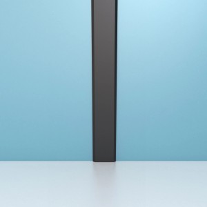 Schwarzes Aurlane Verbindungsprofil aus Aluminium für Duschrückwände, 210cm lang.