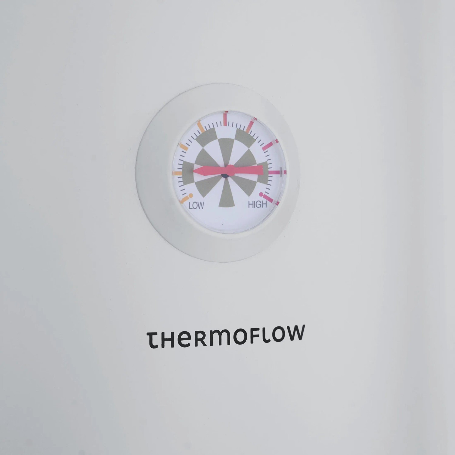 Detailaufnahme: Thermoflow Warmwasserspeicher DS50-15 Temperaturanzeige.