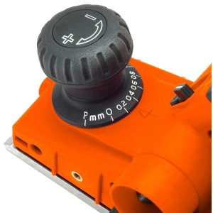 Detailaufnahme Black+Decker Elektrohobel KW750K: Spanabnahme-Einstellung.