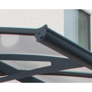 Detailaufnahme: Graues Palram Canopia Amsterdam Türvordach mit Acrylglas-Eindeckung.