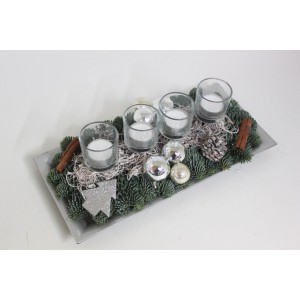 Adventsgesteck auf Polytablett 36 cm Silber