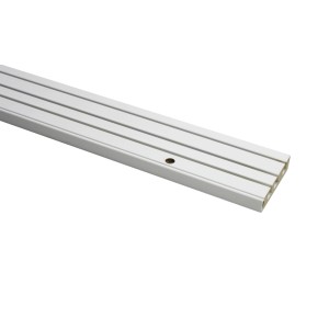 Weiße Gardinia Vorhangschiene, 3-läufig, 300 cm lang, mit vorgebohrten Löchern.