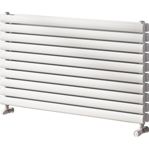 Weißer Ximax Raumheizkörper Fortuna Duplex Horizontal (584x1000mm) mit horizontalen Paneelen.