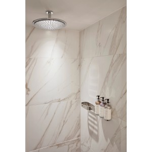 Grohe Rainshower Cosmopolitan Kopfbrause Chrom, Deckenauslass im Duschraum.