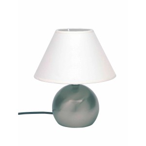 Tischleuchte Torgau: Nachttischlampe mit weißem Textilschirm und nickelfarbener Basis.