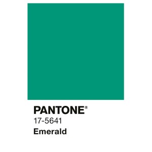 Quadratisches Farbfeld in leuchtendem Pantone Emerald Grün (17-5641) für Alpina Innenfarbe.
