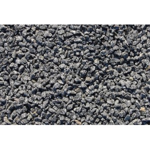 Granitsplitt Salz-Pfeffer, 8-12 mm, als Zierkies für Garten und Landschaft.