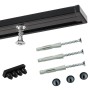 Schwarze 1-Lauf Gardinenschiene mit Befestigungsmaterial für Deckenmontage. Aluminium-Schiene, Gleiter, Schrauben, Dübel.