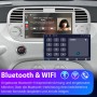 Junsun Autoradio für Fiat 500 im weißen Armaturenbrett. Display zeigt Musikwiedergabe und Telefonfunktion. Mit Bluetooth, WLAN, CarPlay.
