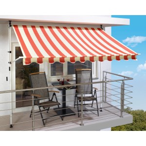 CMI Fallarmmarkise, 250x150 cm, Kupfer-Creme gestreift, montiert auf einem Balkon.