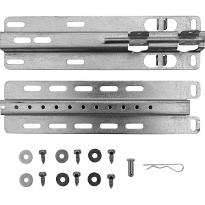 Sektionaltorbeschlag GTA Drive: Silberner Beschlag mit Schrauben und Zubehör für Garagentorantriebe.