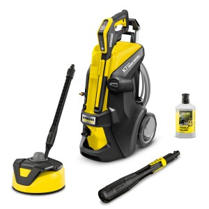 Kärcher K 7 Smart Control Hochdruckreiniger mit Flächenreiniger und Zubehör.