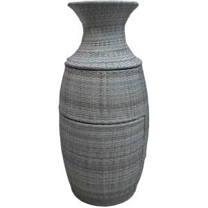 Gestapelte, graue Club-Gruppe Linz aus Rattan in Flaschenform für Lounge-Gartenmöbel.