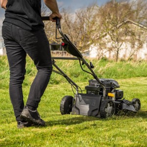 Texas Benzin-Rasenmäher XT 515TR E 51 cm 2,9 kW Radantrieb