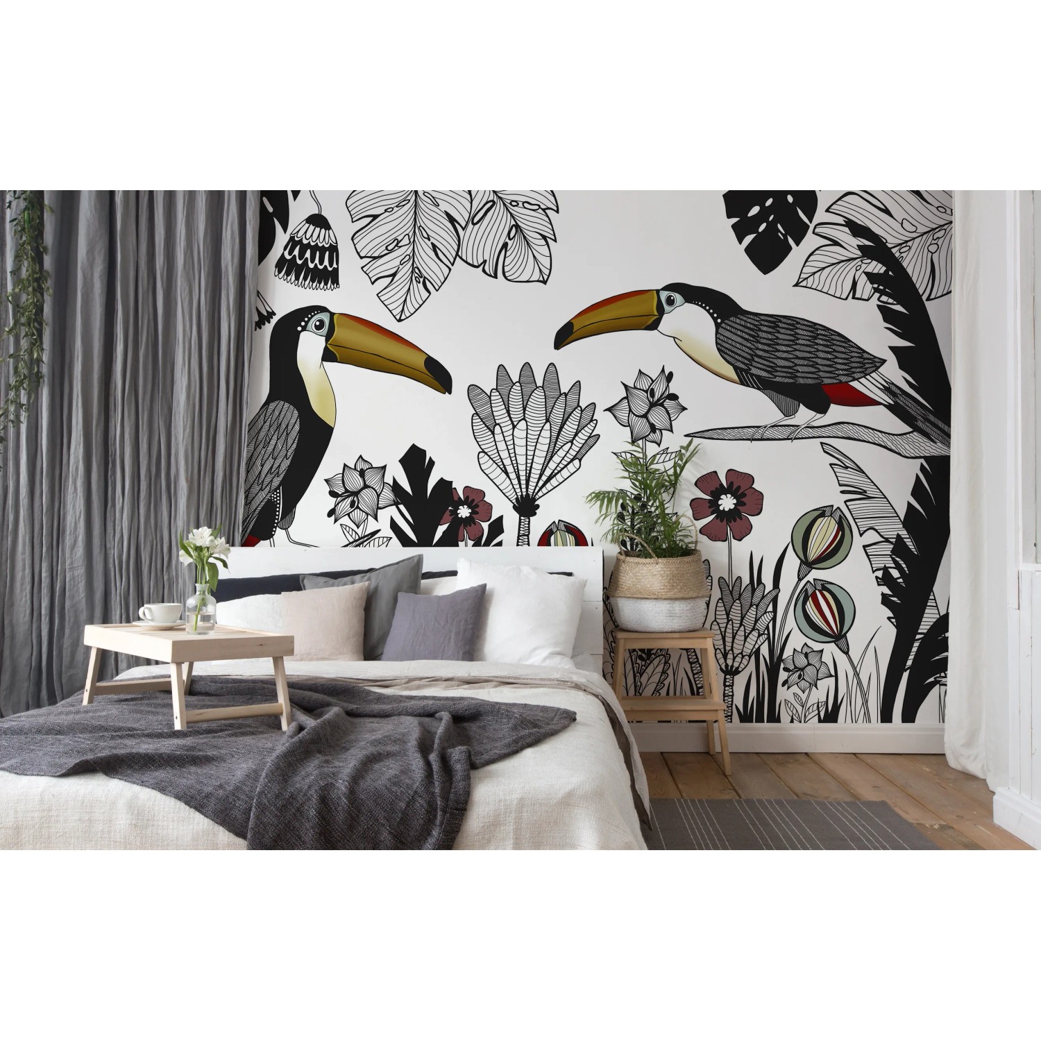 Fototapete mit Vögeln, Pflanzen in Weiß, Schwarz, Rot und Gelb im Schlafzimmer.