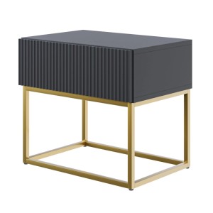 Selsey Nachttisch Veldio: Schwarz mit Rillenfront, goldfarbenem Metallgestell und einer Schublade, 50 cm breit.