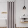 Bomoe Neptun Duschstange (70-120cm) aus Aluminium mit grauem Duschvorhang im Badezimmer.