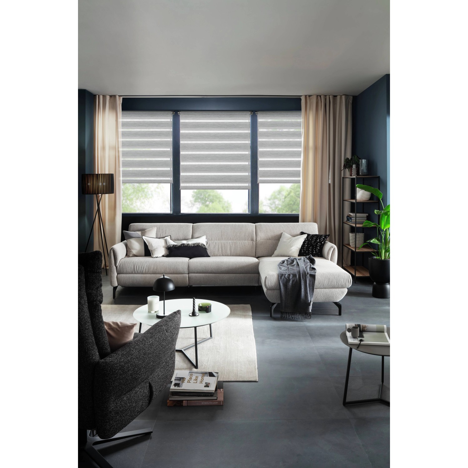 Schöner Wohnen Doppelrollo Tilda Struktur, 45x150 cm, anthrazit im Wohnraum.