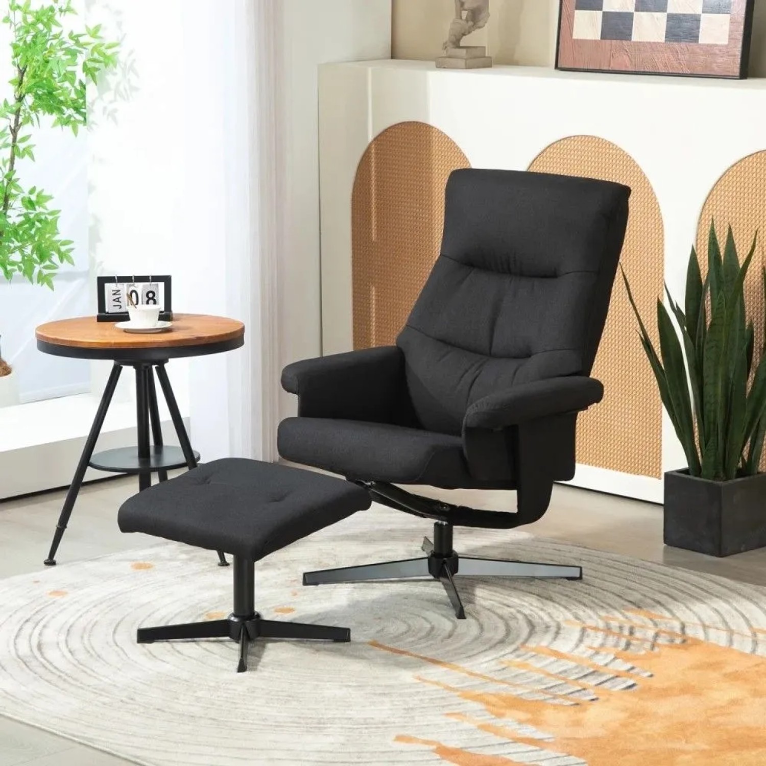 Schwarzer HOMCOM Relaxsessel mit passendem Hocker. Bequemer Loungesessel mit verstellbarer Rückenlehne für Entspannung.