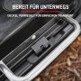 Detailaufnahme: Verriegelter Deckel des Weber Gasgrill Traveler Compact für einfachen Transport.