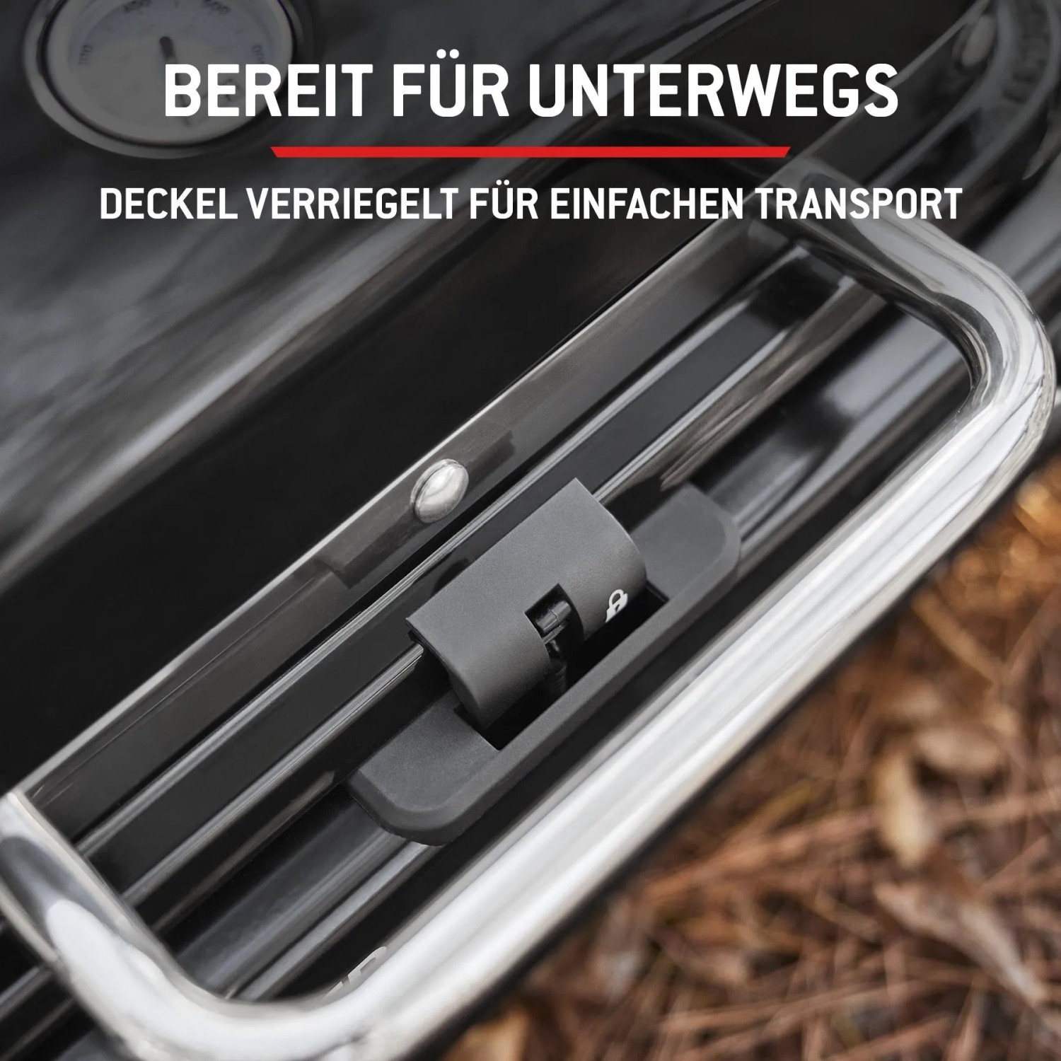 Detailaufnahme: Verriegelter Deckel des Weber Gasgrill Traveler Compact für einfachen Transport.