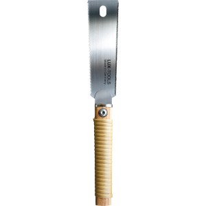 LUX Ryoba-Säge 150 mm mit beidseitig gezahntem Sägeblatt und Bambusgriff.