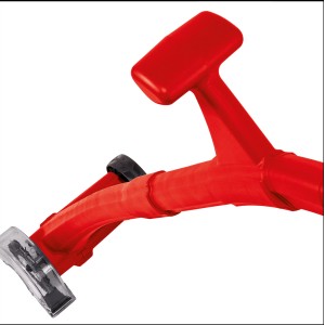 Detailaufnahme: Roter Einhell GC-EG 1410 Fugenreiniger mit Griff und Bürstenkopf.