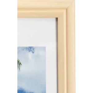 Holzbilderrahmen 2er-Set, weiß gerillt, 10x15 cm. Detailansicht des Rahmens.