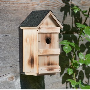 Holz Nistkasten 3 in 1 mit Dachpappe und drei verschiedenen Einflugloch-Optionen.