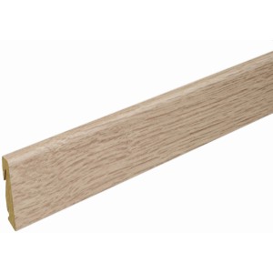 Sockelleiste FU147H Eiche Bremberg, MDF foliert, 18,5x38,5x2400 mm. Für Clip-Montage und mit Kabelkanal.