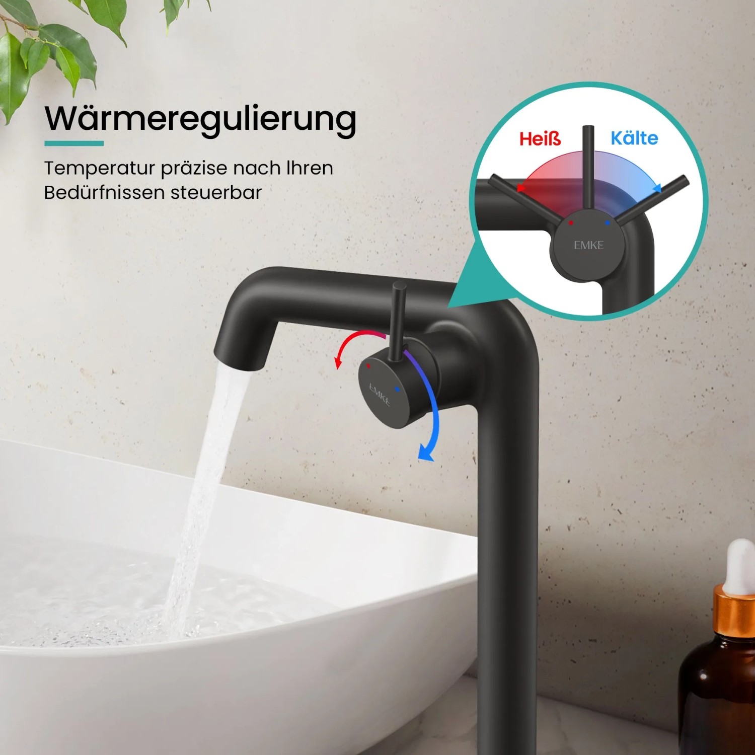 Schwarze matte Emke Waschtischarmatur mit Einhebelmischer. Wasser fließt ins Waschbecken. Präzise Temperaturregelung für Bad.
