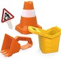 Hape Sandspielzeug-Set, 4-teilig: Eimer, Schaufel, Kegel und Warnschild für den Sandkasten.