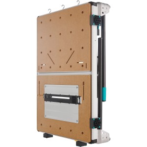 Zusammengeklappter wolfcraft Maschinentisch Master cut 2600, eine vielseitige Werkbank für Heimwerker.