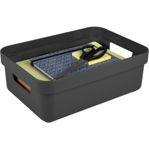 Anthrazitfarbene Sunware Aufbewahrungsbox Sigma Home (9 l) mit Notizbuch, Haftnotizen und Schere.