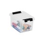 Transparente SmartStore Aufbewahrungsbox Classic 1,5 l mit Deckel und Inhalt.