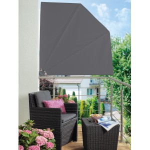 Anthrazitfarbener Balkonfächer Danville 140x140 cm als Sicht- und Windschutz auf einem Balkon.