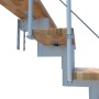 Detailansicht der Minka Mittelholmtreppe Comfort Top: Buche-Stufen und weiße Metallkonstruktion.