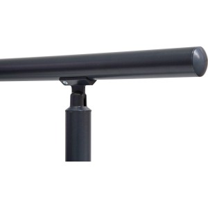 Detailaufnahme: Anthrazitfarbenes Dieda Geländer Set aus Aluminium mit waagerechten Rundstäben.