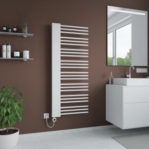 Azur Elektrischer Handtuchwärmer Rosi 146 x 60 cm 700 W Typ 6.1 Weiß