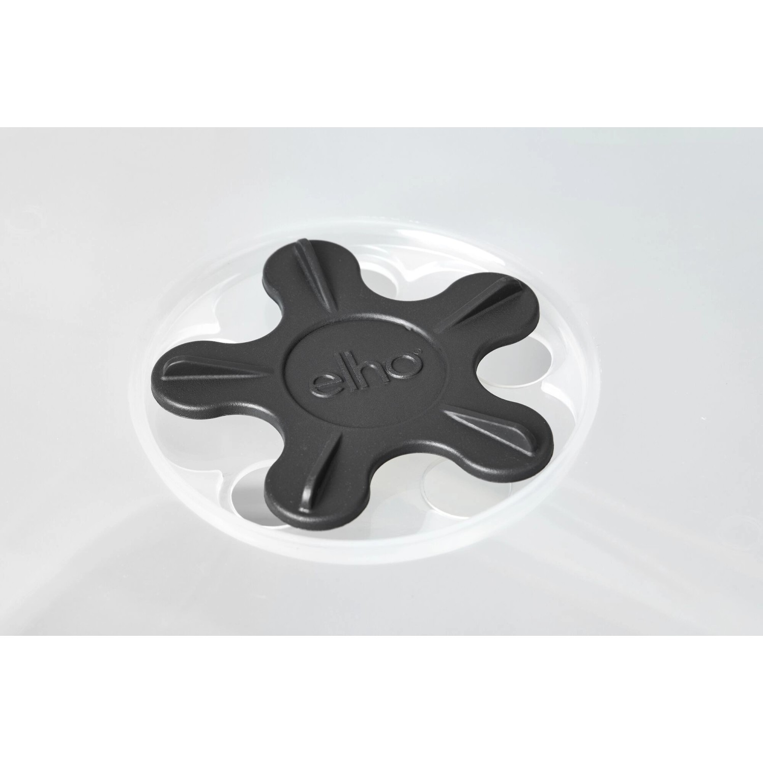 Detailaufnahme des schwarzen Elho Anzuchttopf Green Basics All-in-One mit Haube.