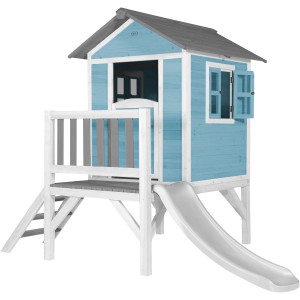 Axi Lodge XL Spielhaus in Karibikblau mit Rutsche und Veranda. Das Holzspielhaus für den Garten.