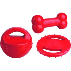 Rotes Hunde-Spielzeug Set: Ball mit Griff, Hantel und Wurfscheibe aus robustem Kunststoff.