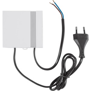 Homematic IP Trafo für Fußbodenheizung, 24V, mit Stecker und Anschlusskabeln für die Hausautomation.