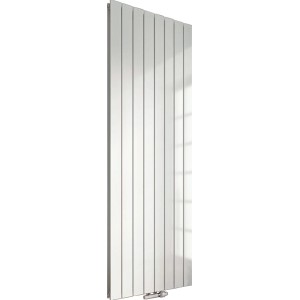 Weißer Ximax Raumheizkörper P1 Duplex, 1800x445 mm, mit vertikalen Paneelen und Mittenanschluss.