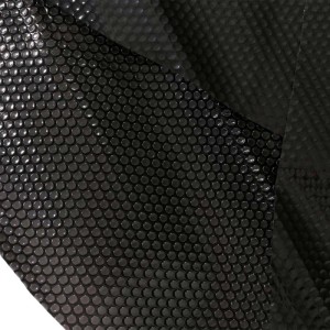 Schwarze MCW Pool-Abdeckung, rechteckig, 3x2 m, aus Polyethylen-Folie.