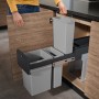 Hailo Einbau-Mülleimer EB-X Trio mit drei grauen Inneneimern im Unterschrank.